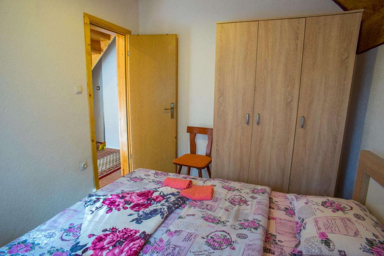 Vukovic Accommodation Zabljak  Exterior photo